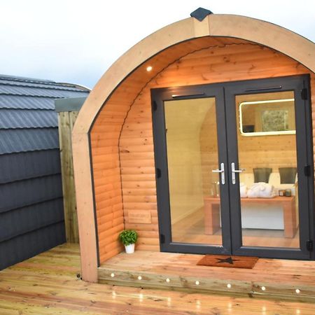 Apex Studio Pod & Jacuzzi Bath Fort William Extérieur photo