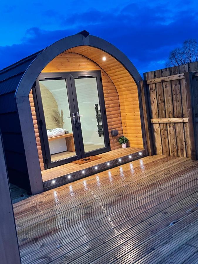 Apex Studio Pod & Jacuzzi Bath Fort William Extérieur photo