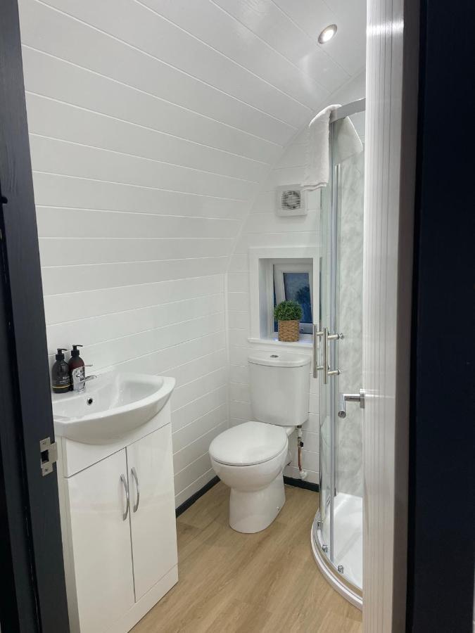 Apex Studio Pod & Jacuzzi Bath Fort William Extérieur photo